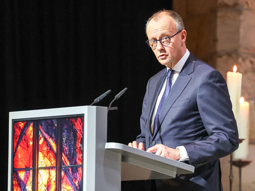 Friedrich Merz in der Johanniskirche in Magdeburg: „Es gibt Tage, an denen will die Dunkelheit nicht weichen.“