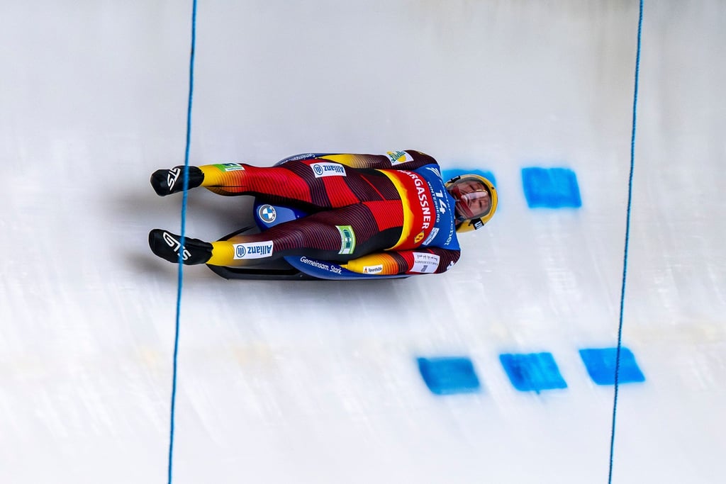 Stark in die Olympia-Saison gestartet: Rodler Felix Loch hat in Lake Placid seinen zweiten Saisonsieg eingefahren.