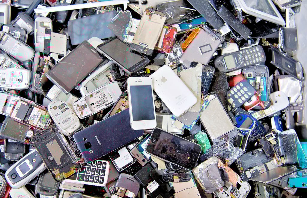 In vielen Fällen müssen elektronische Geräte nicht im Müll landen, sondern können  repariert und wiederverwendet werden.