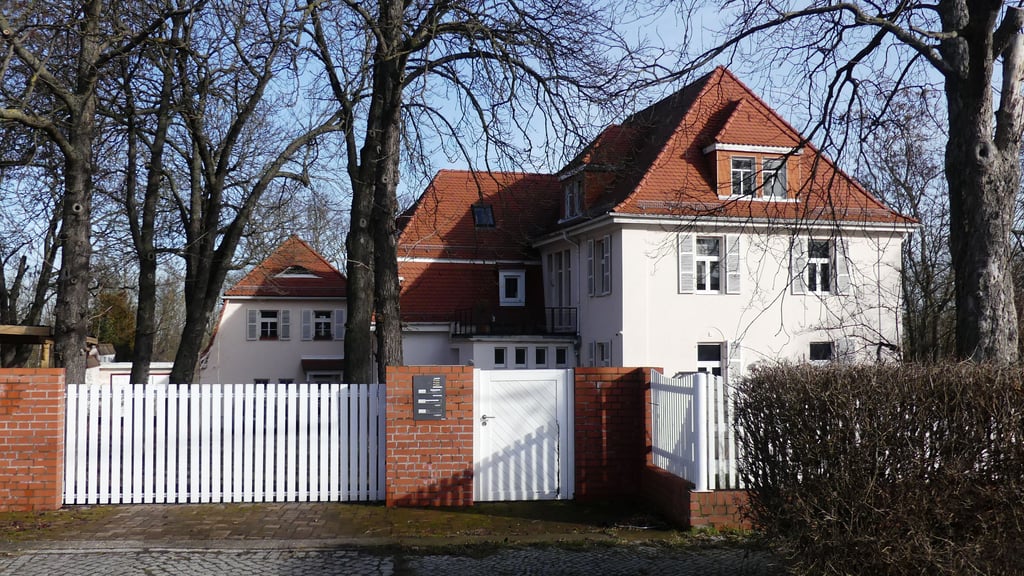 In Schkopau (Saalekreis) betreibt die vom Verfassungsschutz beobachtete „Identitäre Bewegung“ einen Treffpunkt. 