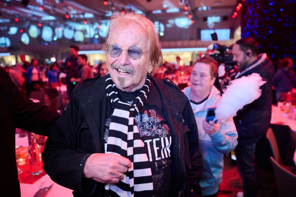 Frank Zander lädt bereits zur 31. Weihnachtsfeier für Obdachlose ein. (Archivbild)