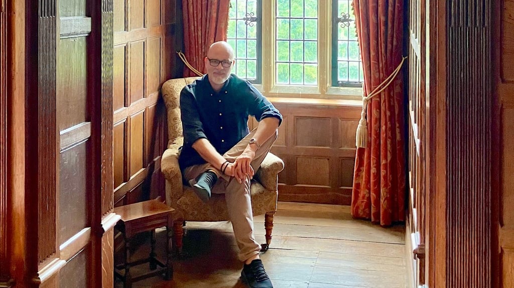 Kai Meyer ist seit den 90er Jahren als Schriftsteller erfolgreich. Sein erstes Buch schrieb er in Halle - über den legendären Kreuzworträtsel-Fall. 