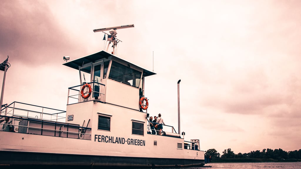 Die Zukunft der Fähre Ferchland-Grieben ist für die kommenden fünf Jahre gesichert.