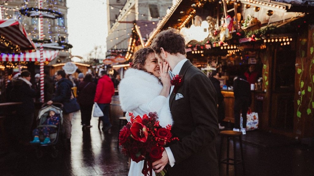 Für ein Styleshooting war die Hochzeitsfotografin Eva Kohlweyer auf dem Weihnachtsmarkt in Halle unterwegs. 