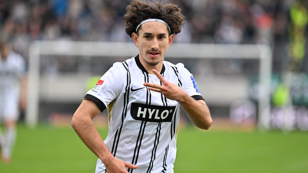 Jason Ceka spielt nach der kurzen Winterpause für Dynamo Dresden. (Archivbild)