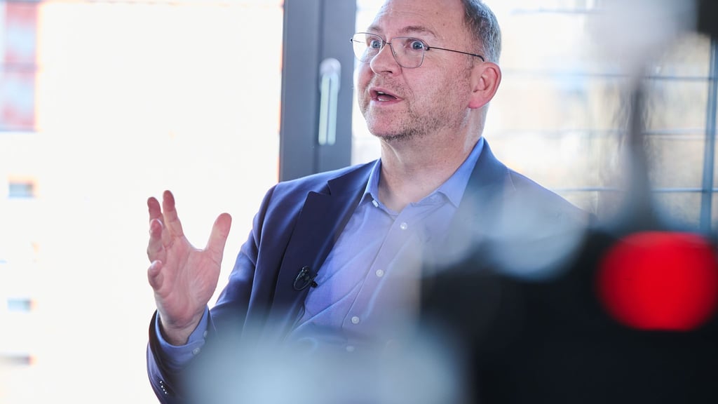 Für die Rente fordert Verdi-Chef eine stärkere Heranziehung reicher Teile der Gesellschaft.