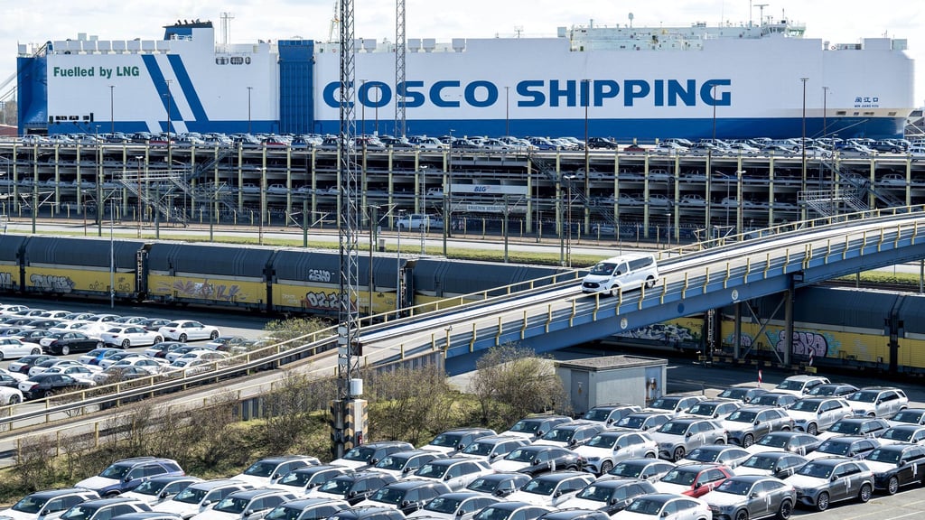 Exportgut Auto - in die USA sind deutlich weniger Fahrzeuge geliefert worden. (Archivbild)