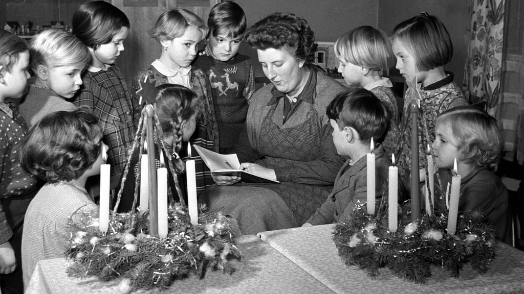 Für viele Ostdeutsche gehört ein bestimmtes Weihnachtsgefühl bis heute dazu. Da dürfen "Weihnachten in Familie" und Lametta nicht fehlen.&nbsp;