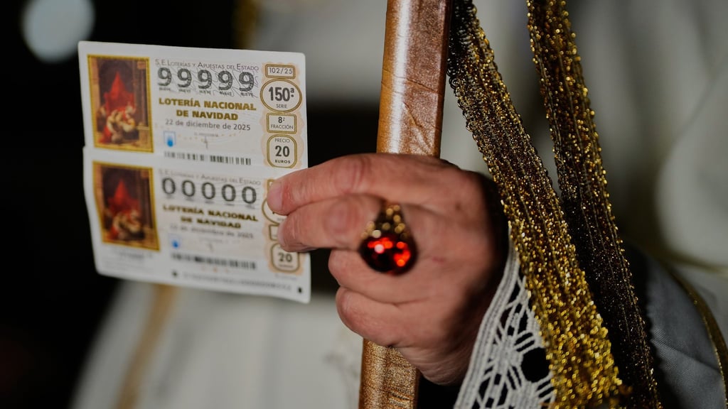 Insgesamt werden mehr als 2,77 Milliarden Euro verteilt.