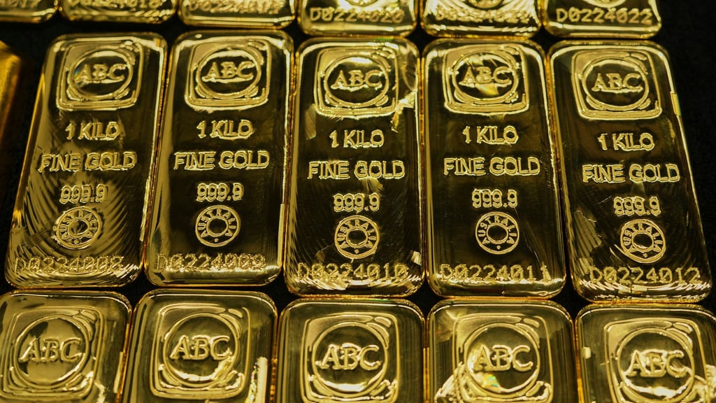 Der Goldpreis ist auf mehr als 4.400 US-Dollar gestiegen.