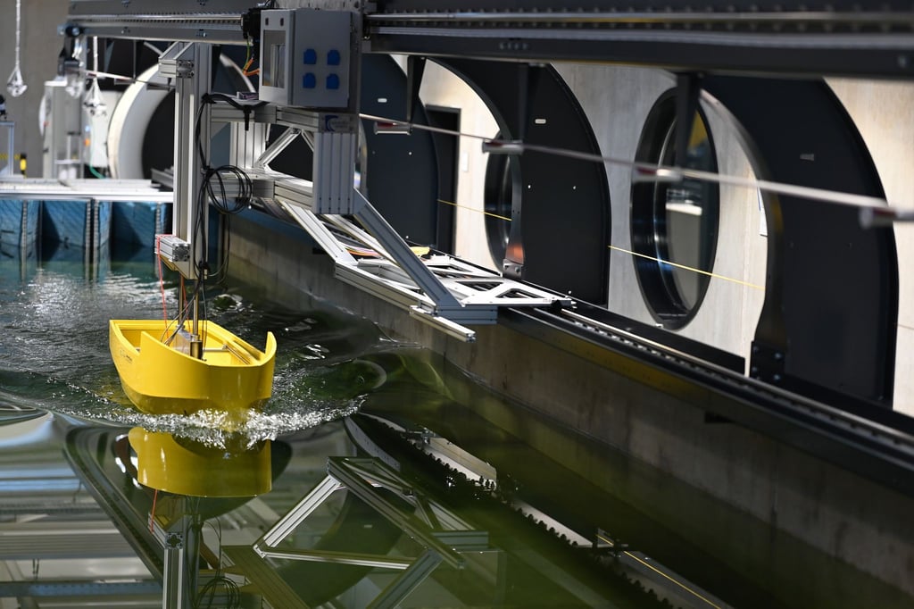 In Leer wird der Zukunftskutter im Modell schon getestet - nun steht die Entwicklung eines Prototypen an.