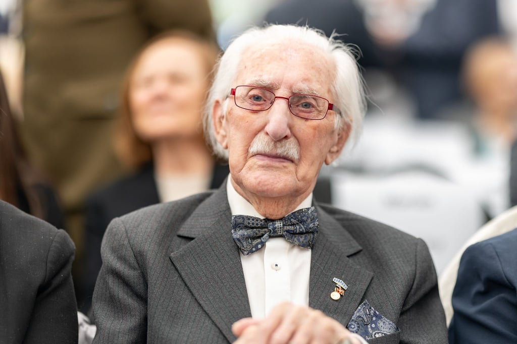 Bei Gedenkfeiern ruft Leon Weintraub regelmäßig zu mehr Humanismus auf. (Archivbild)