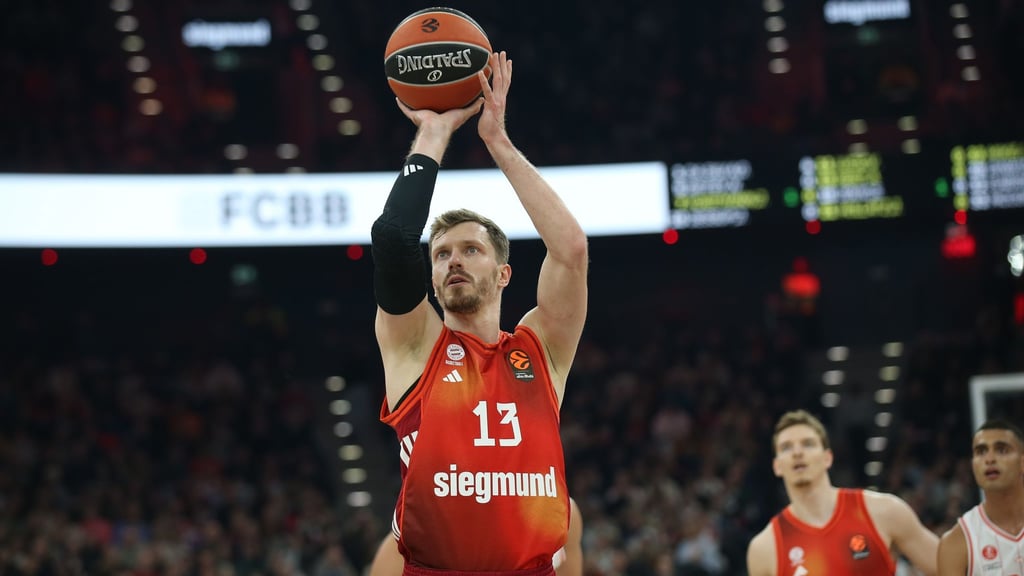 Europameister Andreas Obst kassierte mit den Bayern-Basketballern in der Euroleague die nächste Niederlage.