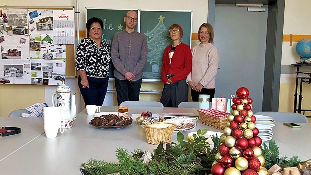 Team der Kreisvolkshochschule: Irka Schmidt, Georg List, Andrea Schmid und Kathrin Bietau (v.l.)