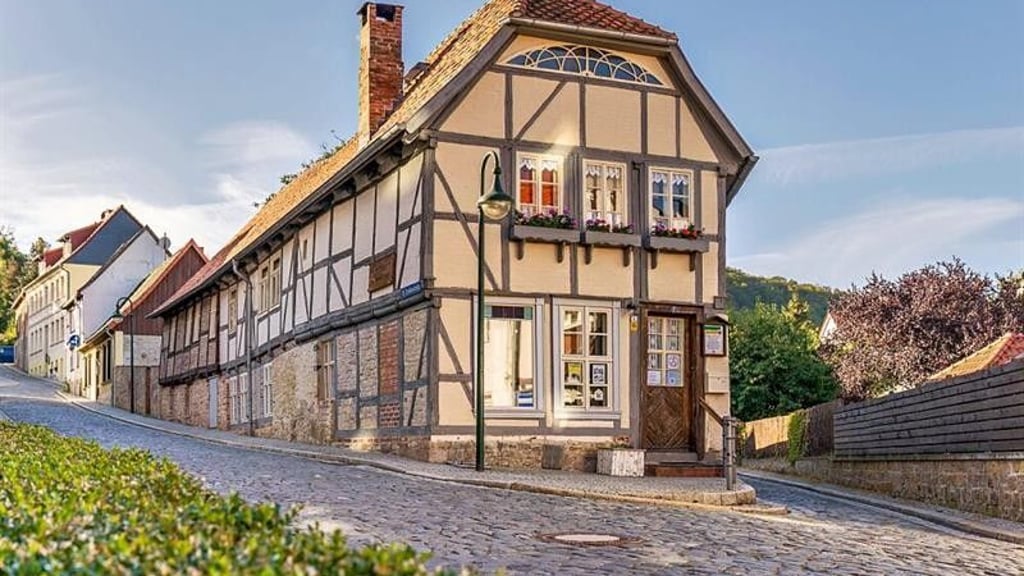 In der Alten Elementarschule Gernrode gibt es auch 2026 wieder Ausstellungen, Vorträge und Feste.