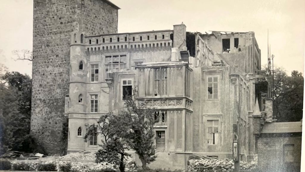 Das Schloss Möckern während der Umbauphase in den 50er-Jahren.