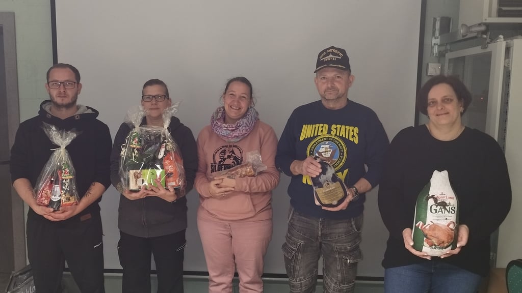 Die glücklichen Gewinner aus der Bevölkerung.