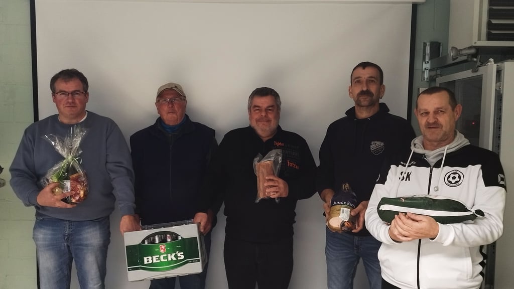 Die ersten fünf der Mitglieder der Schützengesellschaft.