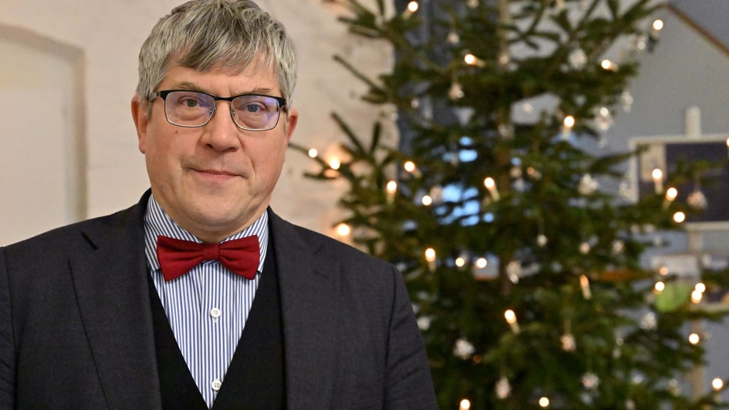 Der evangelische Landesbischof Friedrich Kramer appellierte, sich für den Frieden einzusetzen. (Archivbild)