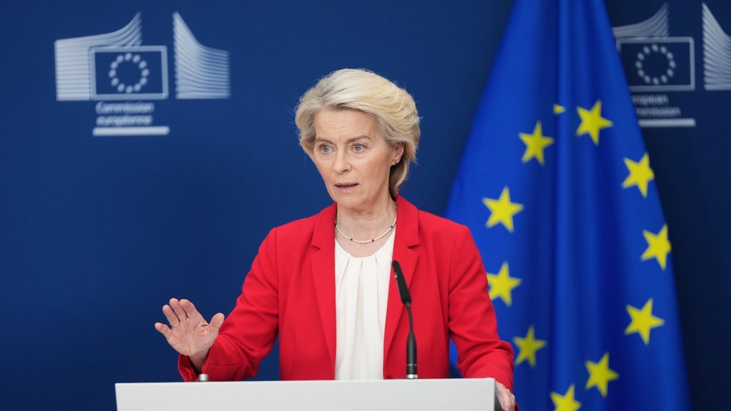 Die EU-Kommission von Ursula von der Leyen verlangt von den USA Erklärungen und droht mit Gegenmaßnahmen. (Archivbild)