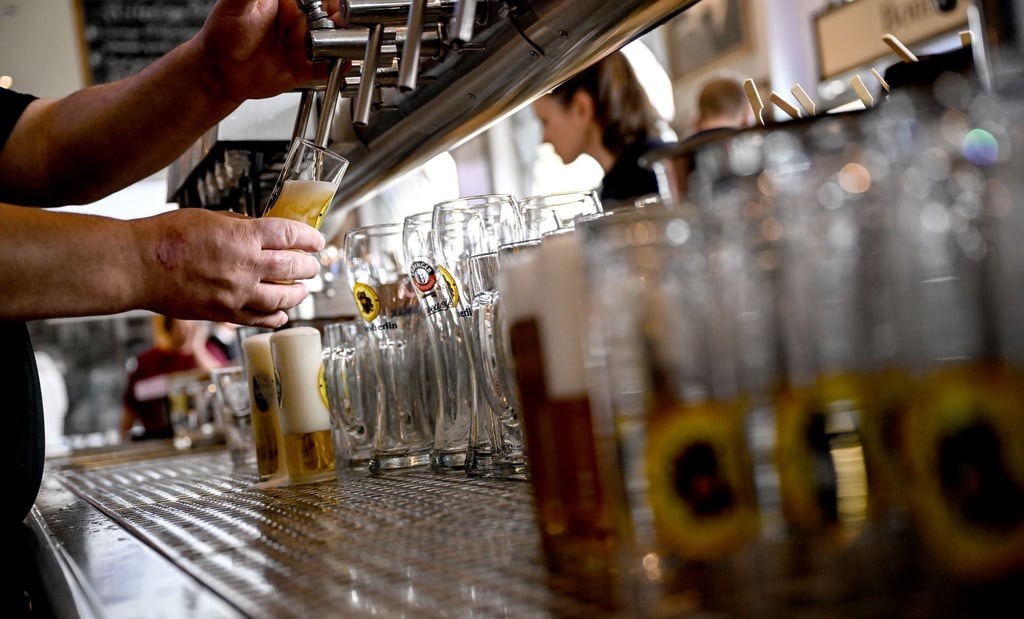 Das neue Landesgaststättengesetz in Berlin soll für die Gastronomie vieles einfacher machen. (Archivbild)