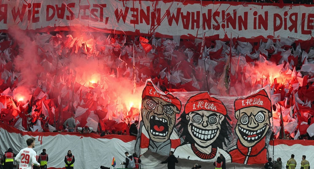 Der 1. FC Köln musste in der Vorsaison das meiste Bußgeld für Vergehen seiner Fans zahlen. (Archivbild)