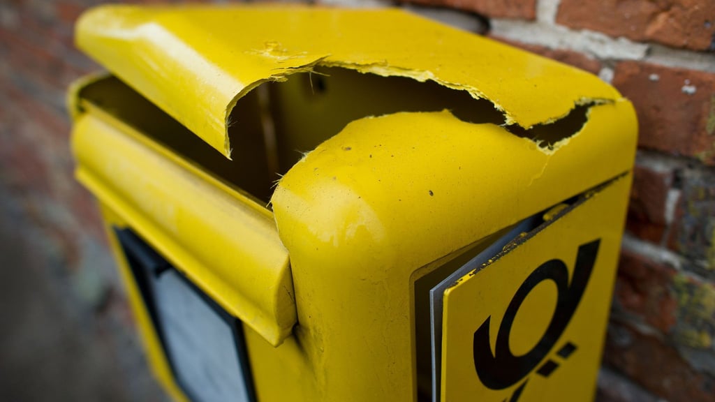 Im Dezember meldete die Polizei in Brandenburg vermehrt Fälle, in denen Briefkästen mit Böllern gesprengt wurden.(Symbolbild)