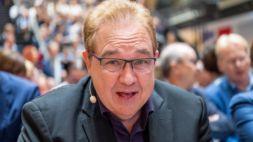 Nach Ansicht von Komiker Oliver Kalkofe braucht die Welt keine weiteren Influencer. (Archivbild)