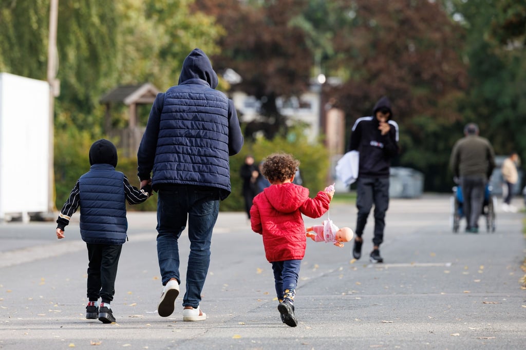 Die Zahl der Flüchtlinge in der Landesaufnahmebehörde, hier in Bramsche, ist zuletzt zurückgegangen. (Archivbild)