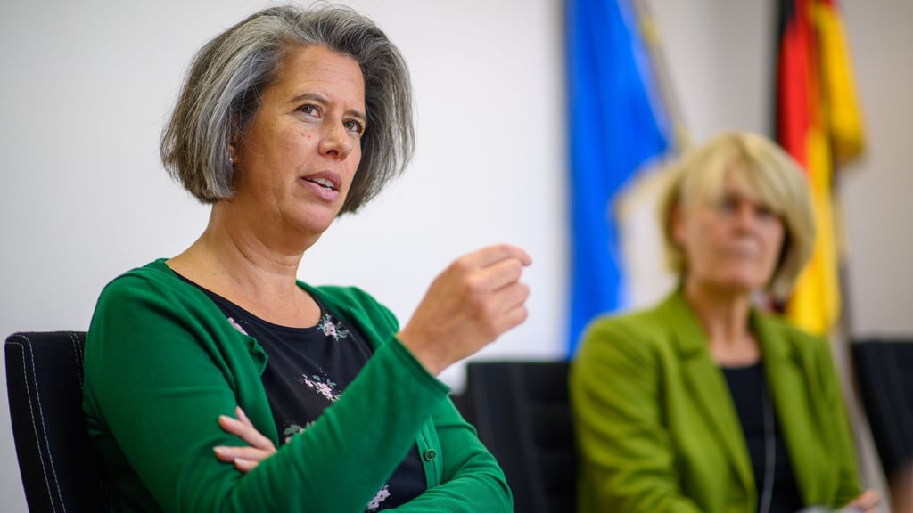 „Syrien ist ein Staat im Aufbau. Wir setzen daher zunächst bewusst auf freiwillige Ausreisen“, sagt Innenministerin Tamara Zieschang (CDU). (Archivbild)