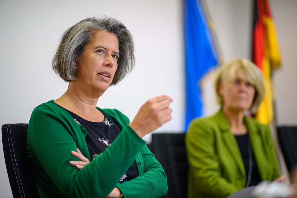 „Syrien ist ein Staat im Aufbau. Wir setzen daher zunächst bewusst auf freiwillige Ausreisen“, sagt Innenministerin Tamara Zieschang (CDU). (Archivbild)