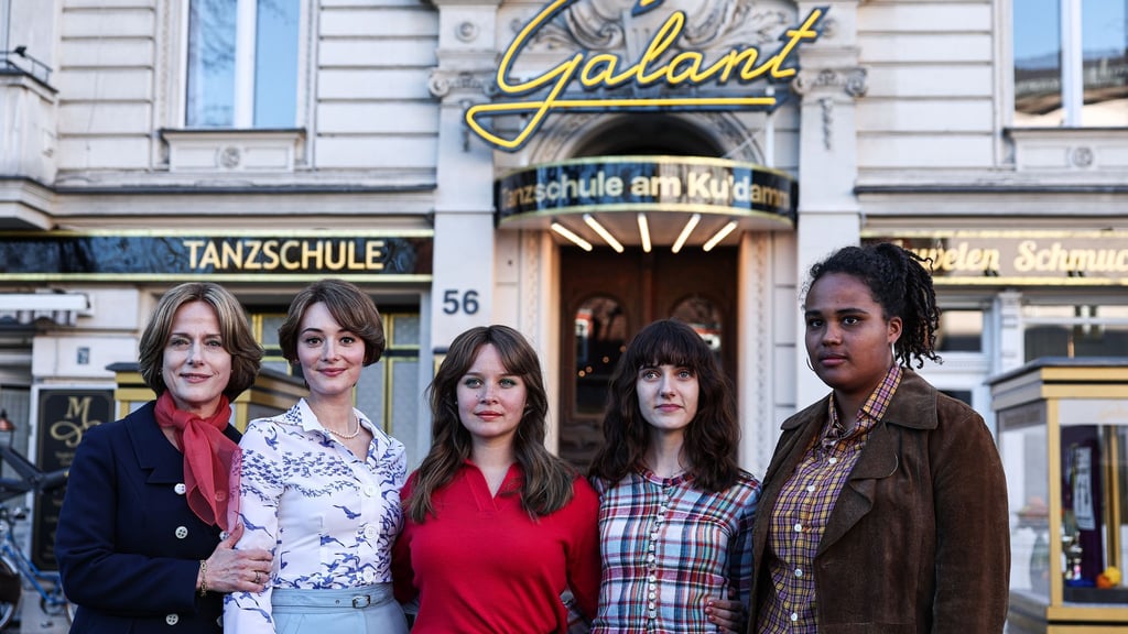 In „Ku'damm 77“ ist die Enkelinnen-Generation im Fokus.