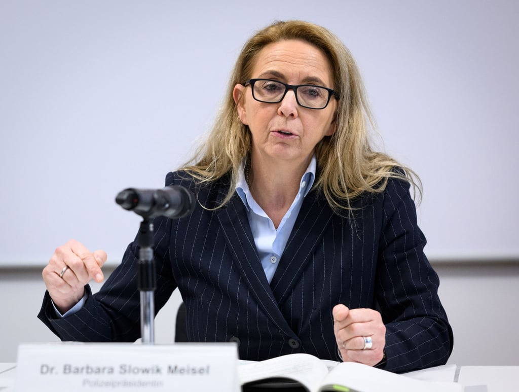 Polizeipräsidentin Barbara Slowik Meisel weist auf den hohen Anteil Jugendlicher bei Gewalttätern hin. (Archivbild)