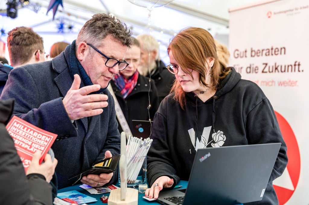 In Cottbus suchen viele Unternehmen händeringend nach Personal.