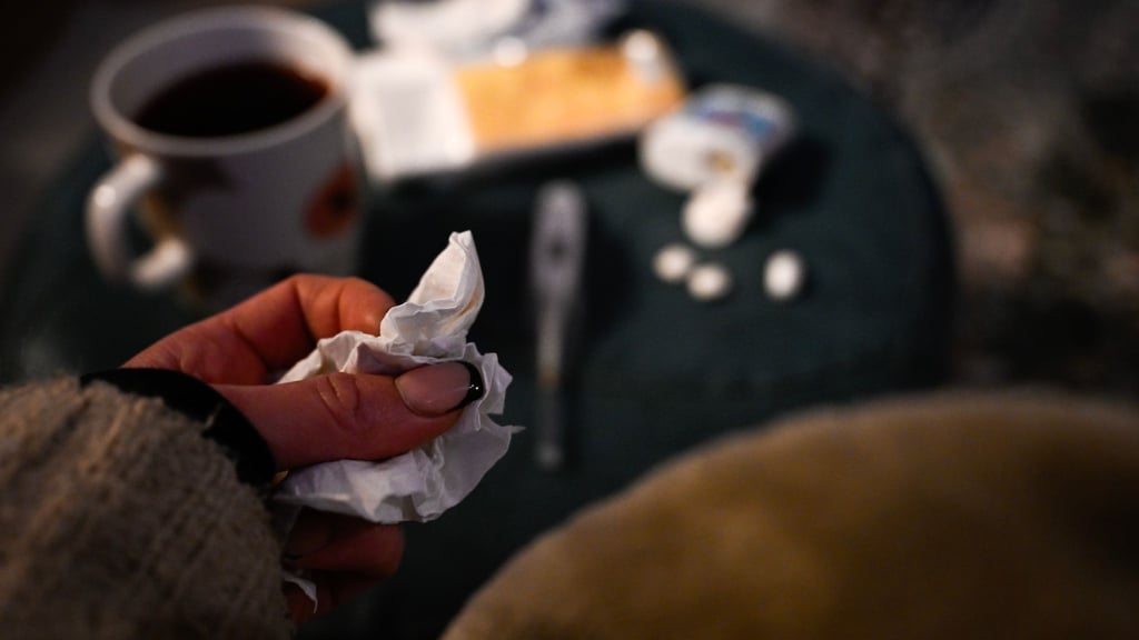 In Sachsen haben sich vom 15. bis 21. Dezember knapp 2.000 Menschen mit Influenza infiziert. (Symbolbild)