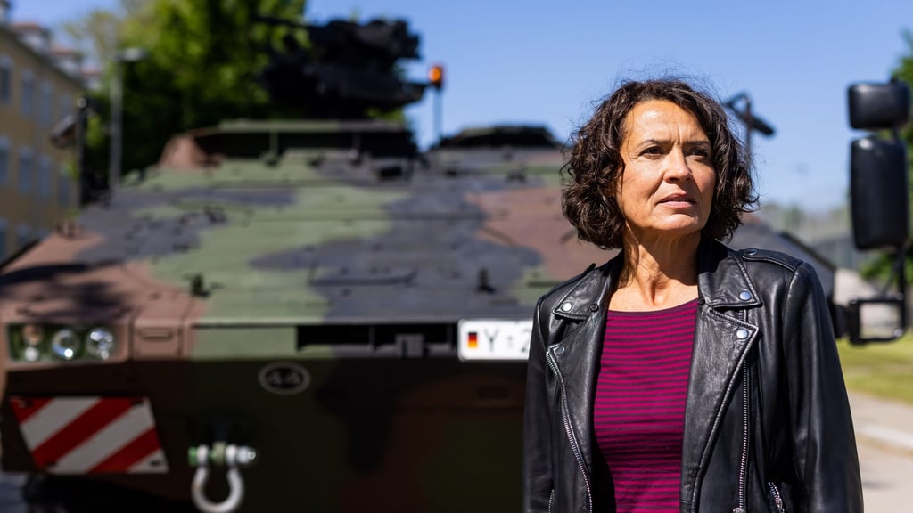 Bereits am 29. Oktober 1989 lief der erste Ludwigshafen-„Tatort“ von Ulrike Folkerts („Die Neue“). (Archivbild)