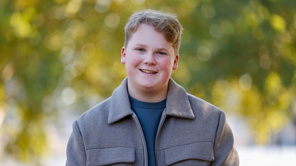 Im Januar hat er die Schule geschmissen, nun setzt Julius Weckauf ganz auf die Schauspielerei.