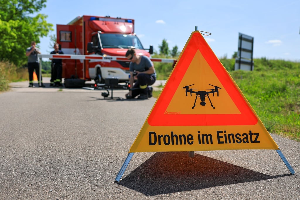 Aufwendig, aber erfolglos wurde im Juni im Süden Sachsen-Anhalts nach einem möglichen Puma gesucht. (Archivbild)