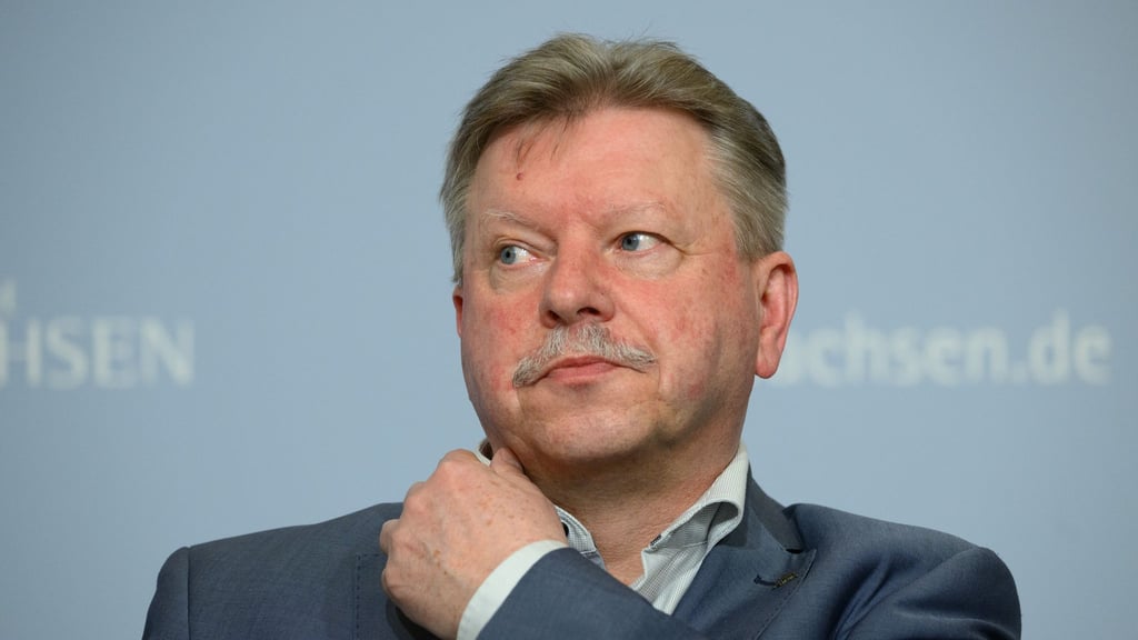 Bert Wendsche, Präsident des Sächsischen Städte- und Gemeindetages, warnt vor Defiziten in astronomischen Höhen. (Archivbild)