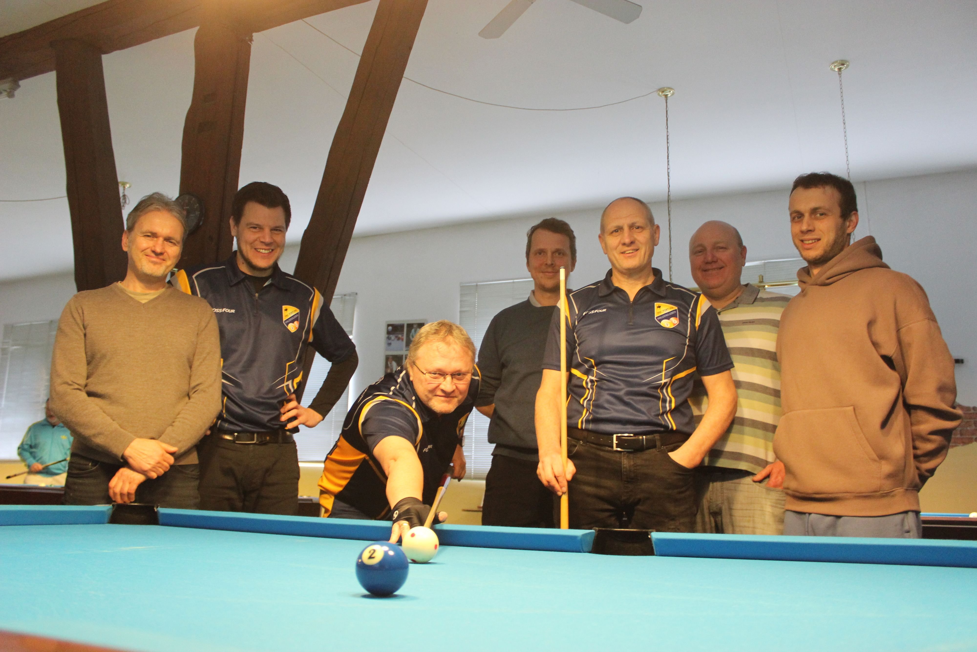 30 Jahre Pool Billard in Haldensleben: Den gesamten Tag Spieltag: Billardclub feiert Jubiläum mit Wettbewerb