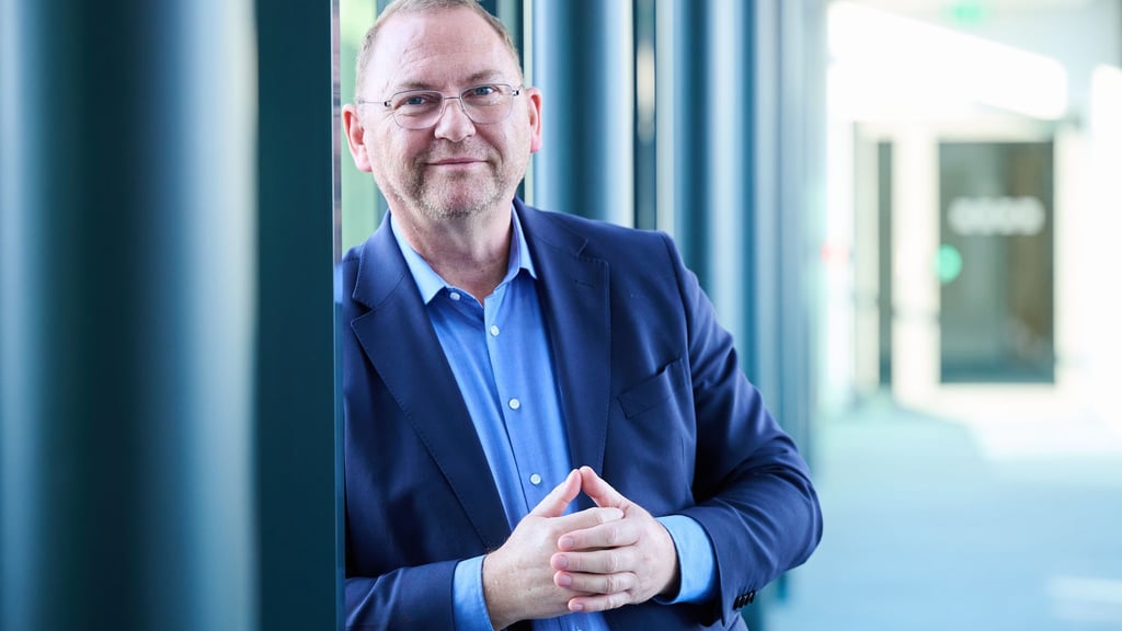 Verdi-Chef Frank Werneke tritt für ein strenges Vorgehen gegen die AfD ein. (Archivfoto)