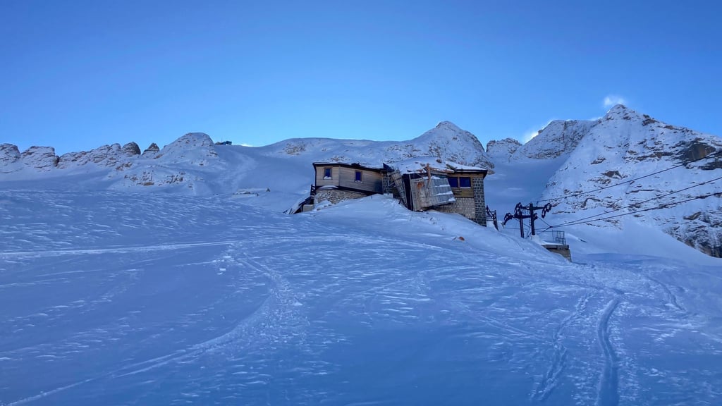 Freerider stirbt nach Lawinenunglück (Foto-Archiv).