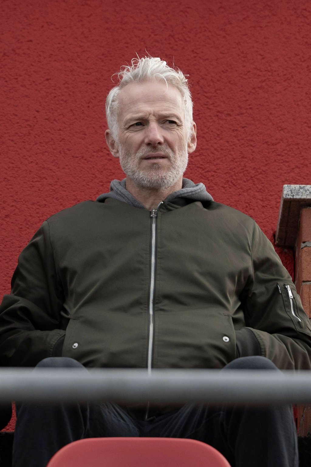 Mark Zimmermann (r.)&nbsp; besuchte zuletzt gemeinsam mit seinem ehemaligen Co-Trainer Benedikt Seipel&nbsp;ein Heimspiel des VfL Halle 96 in der Oberliga.