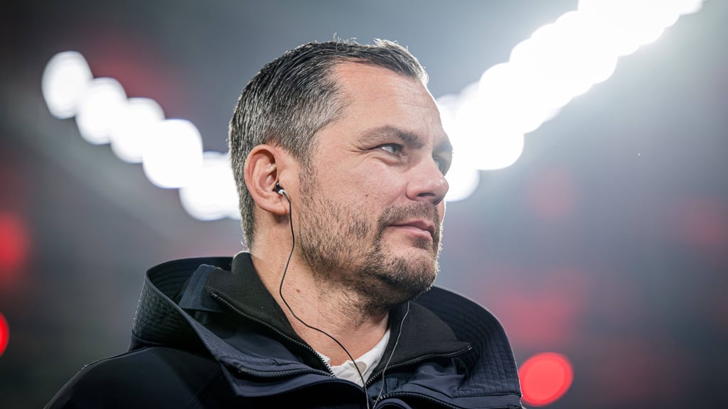 Alles im Blick: RB-Sportboss Marcel Schäfer.