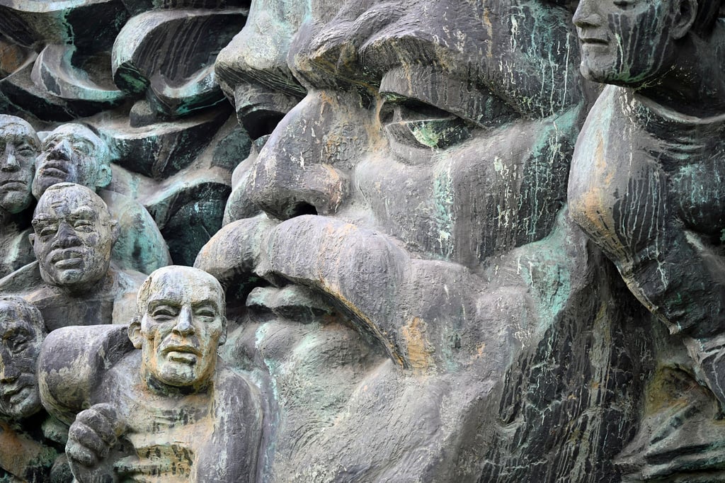 Leipzigs Marx-Relief muss gepflegt werden.