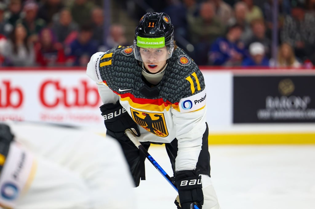 David Lewandowski verliert mit dem deutschen Team bei der U20-WM auch gegen Schweden.