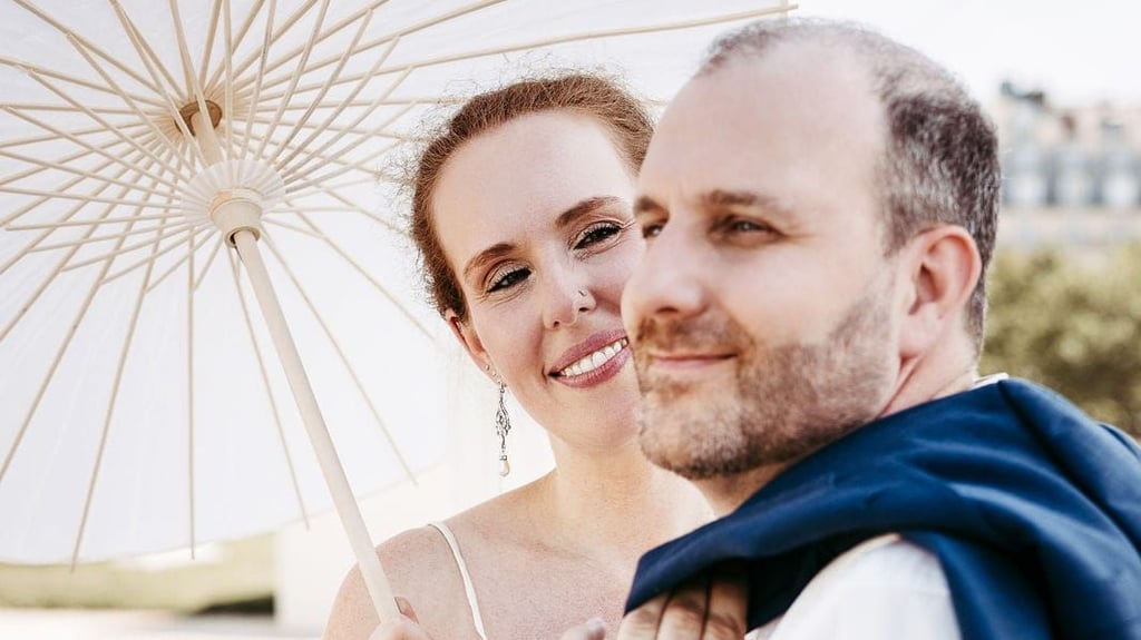 Hochzeitsfotografin Nancy Seidel verrät, wie solche emotionalen Momentaufnahmen auch mit dem Smartphone gelingen könnten.