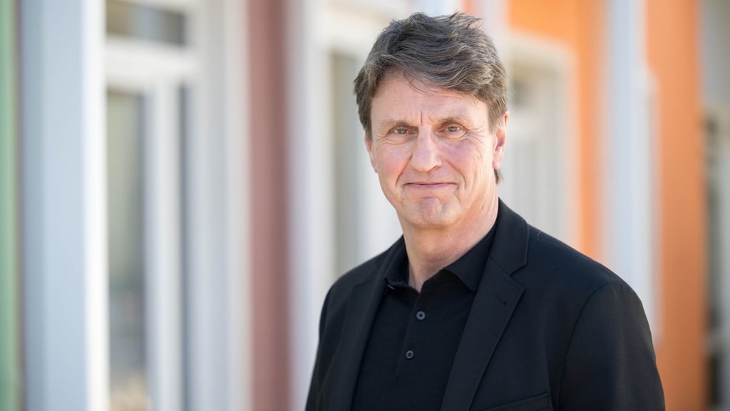 Klaus Dierker, Präsident der Landesaufnahmebehörde Niedersachsen: Weniger Asylbewerber, aber mehr Menschen aus der Ukraine kommen nach Niedersachsen. (Archivbild)