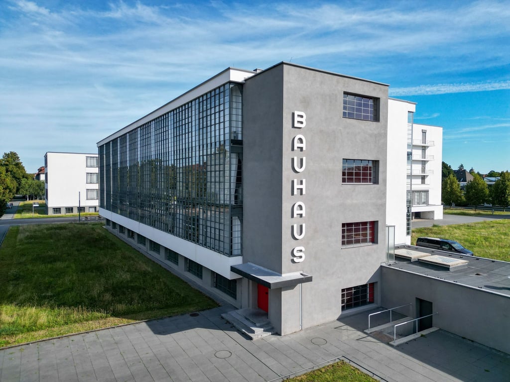 Auch 2026 plant das Bauhaus Dessau ein umfangreiches Programm zum 100. Jubiläum. (Archivbild)
