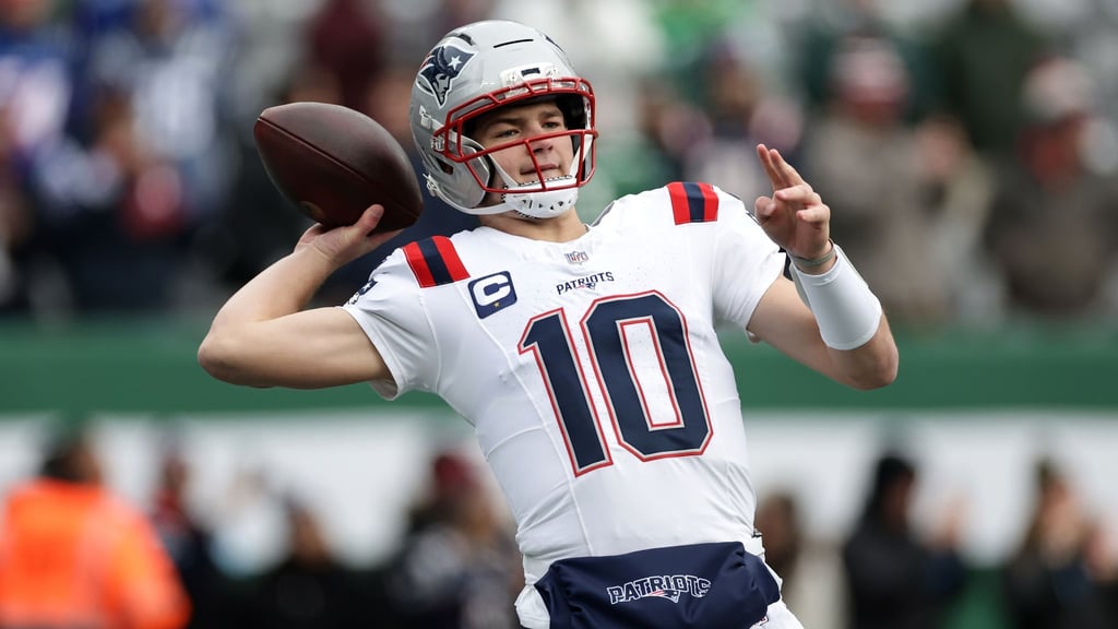 Quarterback Drake Maye war entscheidend am Sieg der New England Patriots gegen die New York Jets beteiligt.